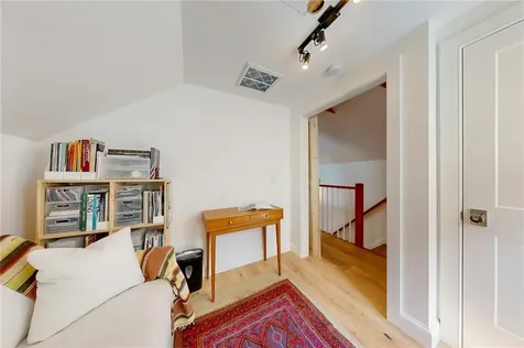 129 Cedar Avenue East Providence RI 02915