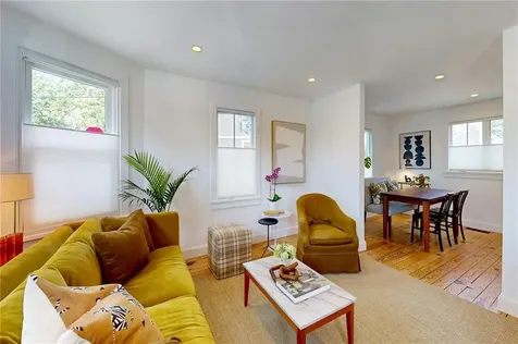 129 Cedar Avenue East Providence RI 02915