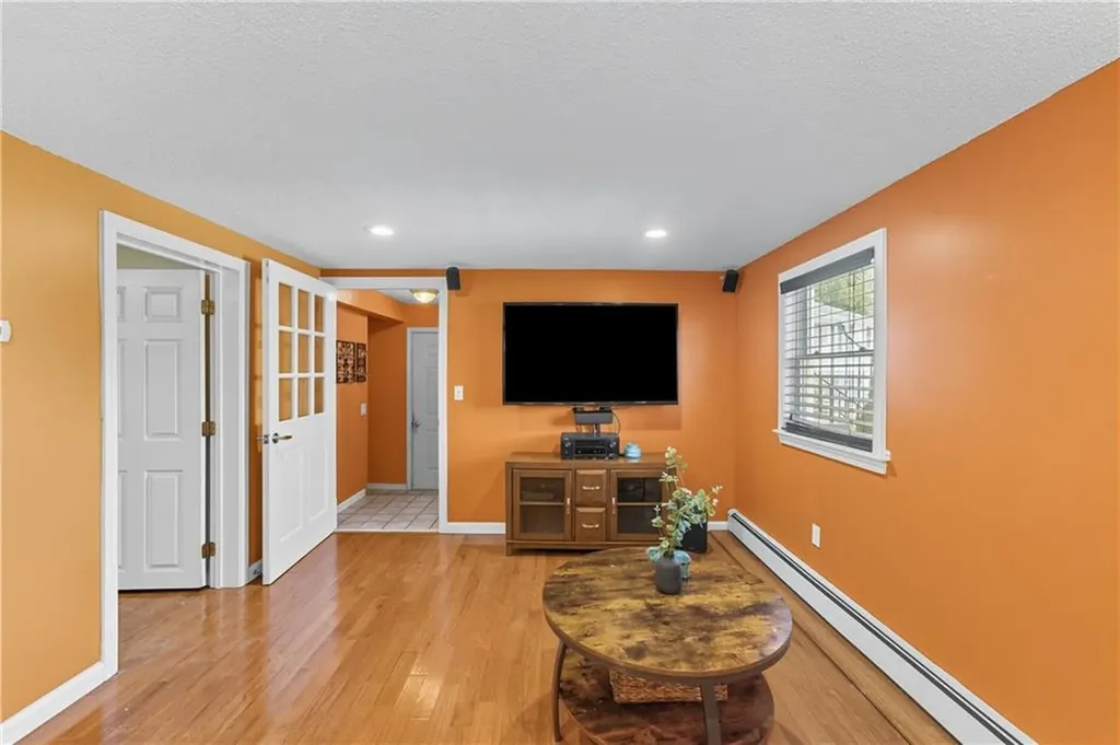 58 Arthur Avenue North Providence RI 02904