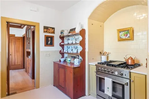 166 Lancaster Street Providence RI 02906