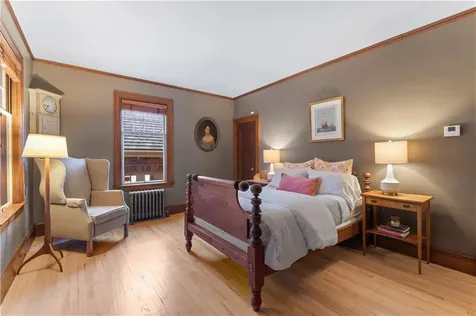 166 Lancaster Street Providence RI 02906