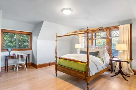 166 Lancaster Street Providence RI 02906