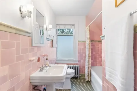 166 Lancaster Street Providence RI 02906