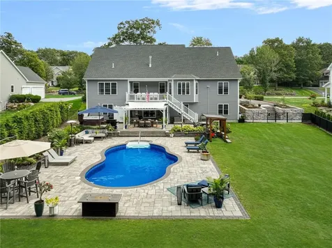 449 Sylvan Court North Kingstown RI 02874