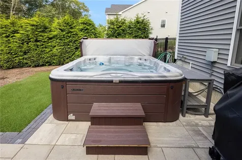 449 Sylvan Court North Kingstown RI 02874