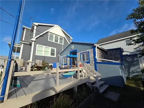 4 Lane Three Narragansett RI 02882