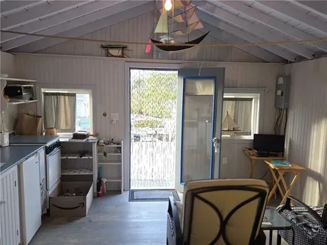 4 Lane Three Narragansett RI 02882