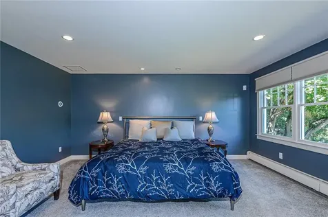 138 Green End Avenue Middletown RI 02842