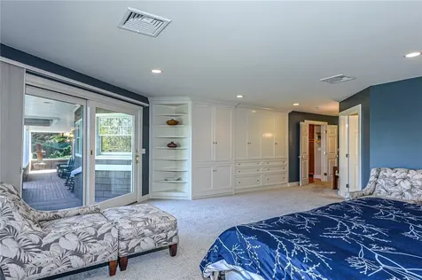 138 Green End Avenue Middletown RI 02842