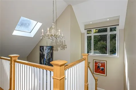 138 Green End Avenue Middletown RI 02842