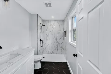 142 Scituate Avenue Johnston RI 02919