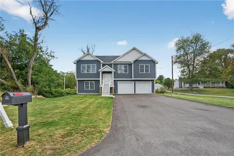 142 Scituate Avenue Johnston RI 02919