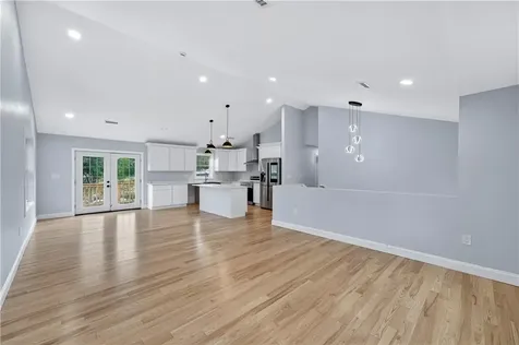 142 Scituate Avenue Johnston RI 02919