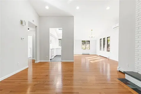 31 Stanchion Avenue Jamestown RI 02835