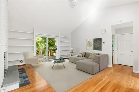 31 Stanchion Avenue Jamestown RI 02835