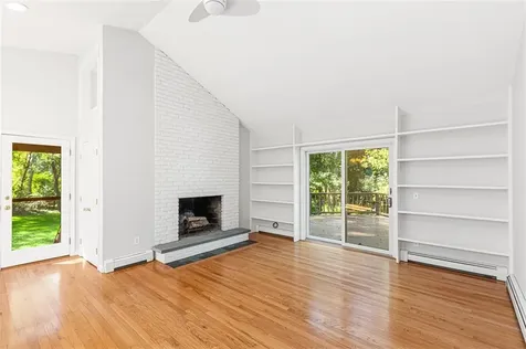 31 Stanchion Avenue Jamestown RI 02835