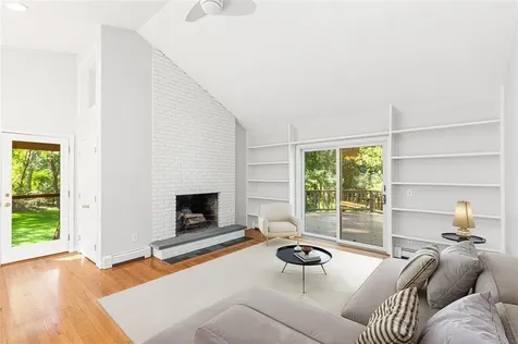 31 Stanchion Avenue Jamestown RI 02835