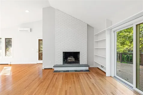 31 Stanchion Avenue Jamestown RI 02835