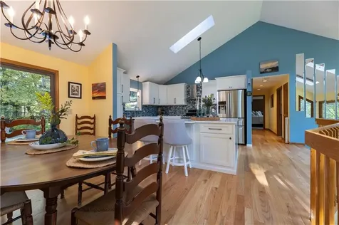 8 Robin Drive North Kingstown RI 02852