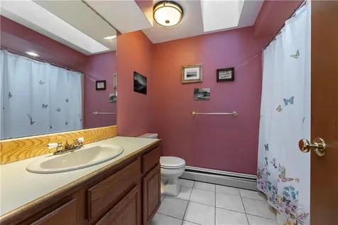 8 Robin Drive North Kingstown RI 02852