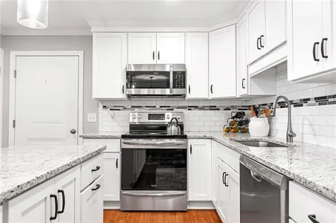 20 Saw Mill Drive North Kingstown RI 02852