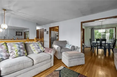 7 Laurel Street North Providence RI 02911