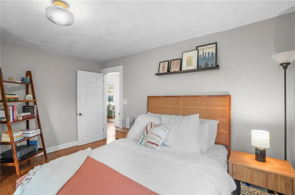 35 Barney Street East Providence RI 02916