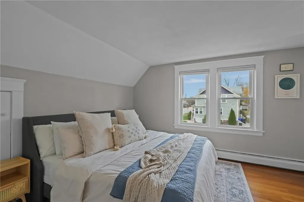 35 Barney Street East Providence RI 02916