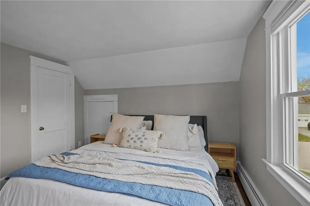 35 Barney Street East Providence RI 02916