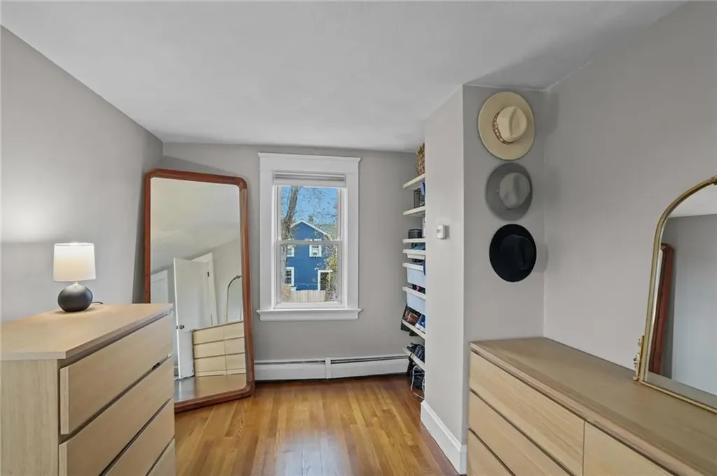 35 Barney Street East Providence RI 02916