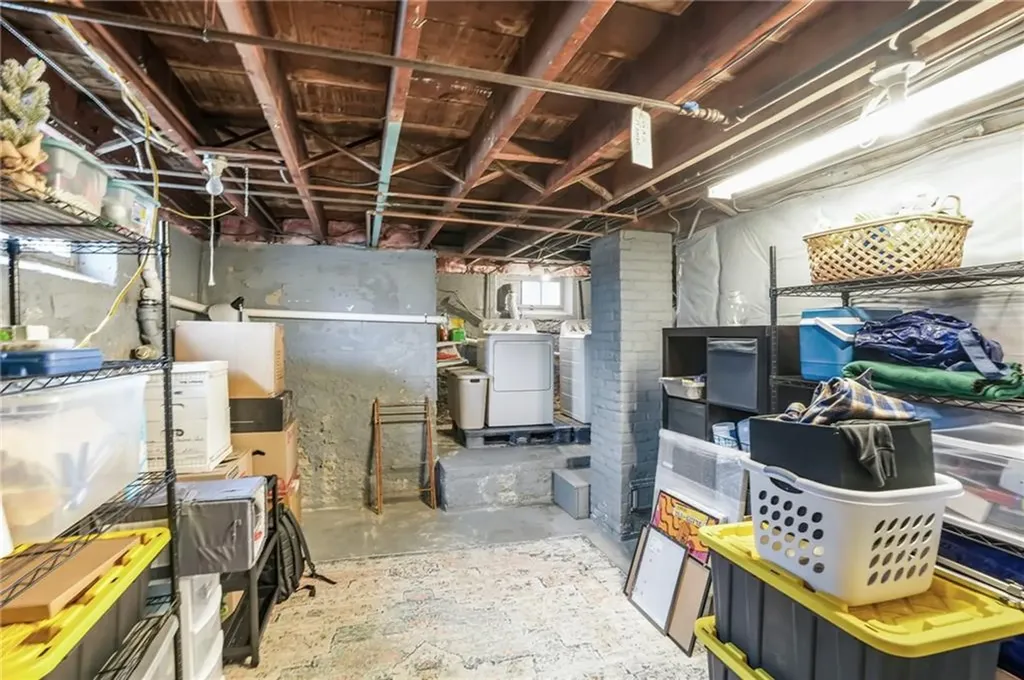 35 Barney Street East Providence RI 02916