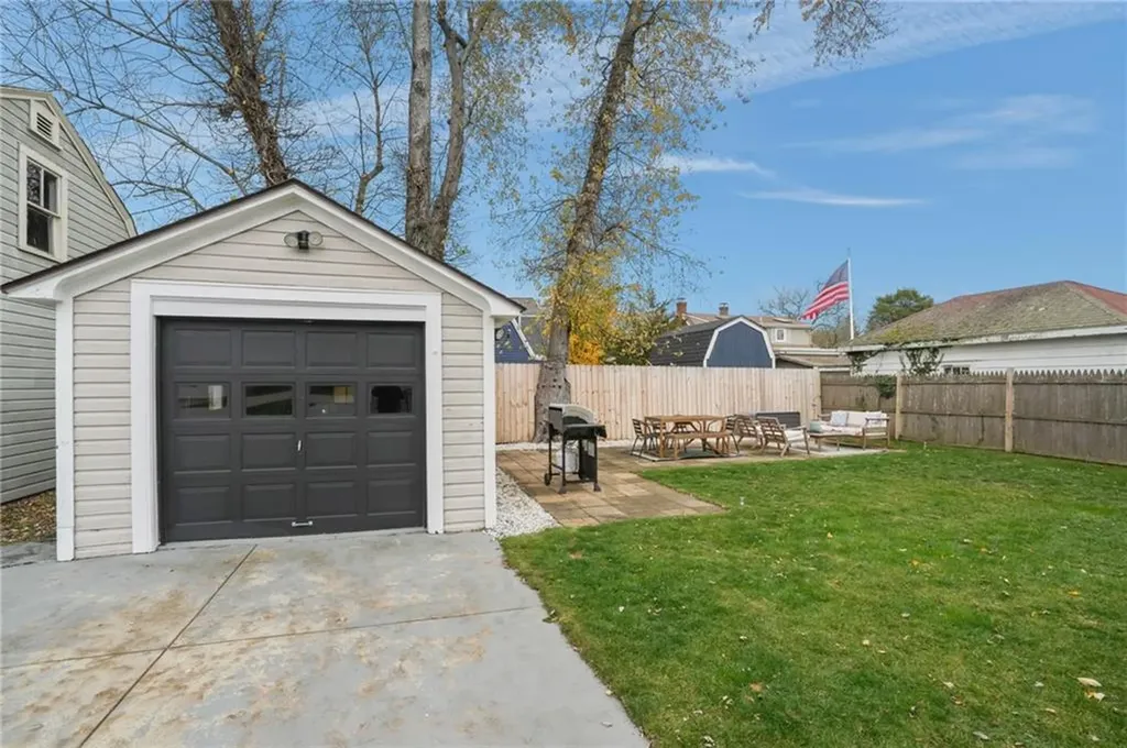 35 Barney Street East Providence RI 02916