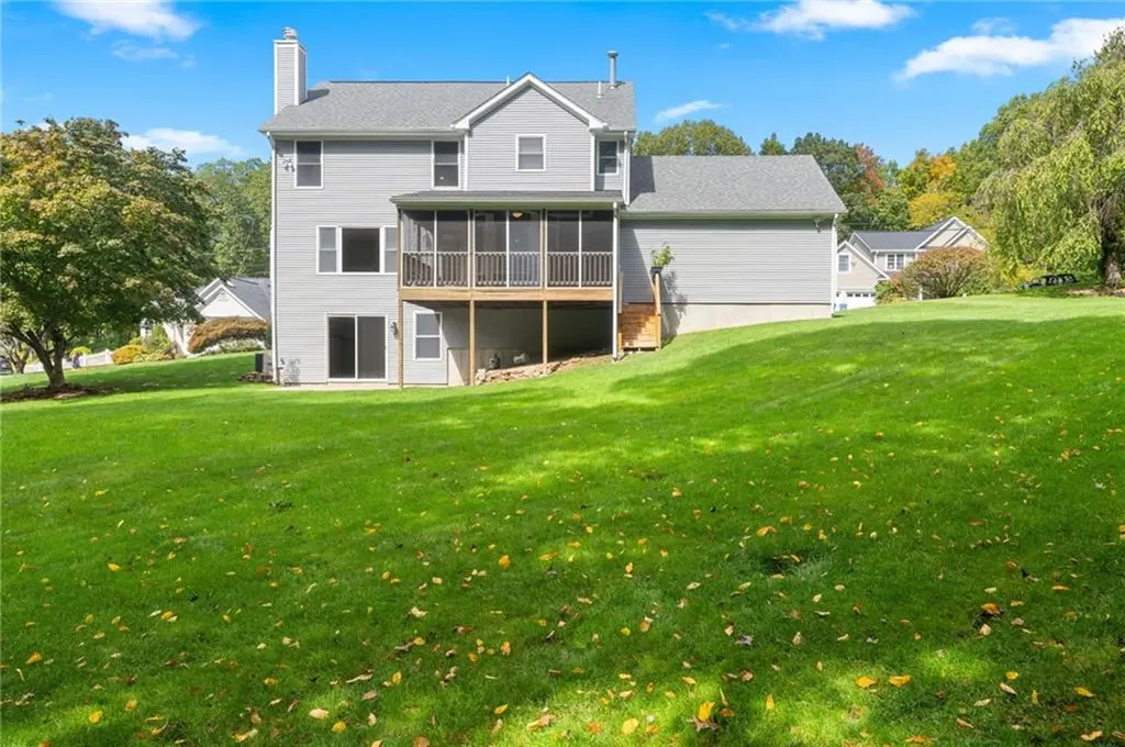 17 Doire Road Cumberland RI 02864