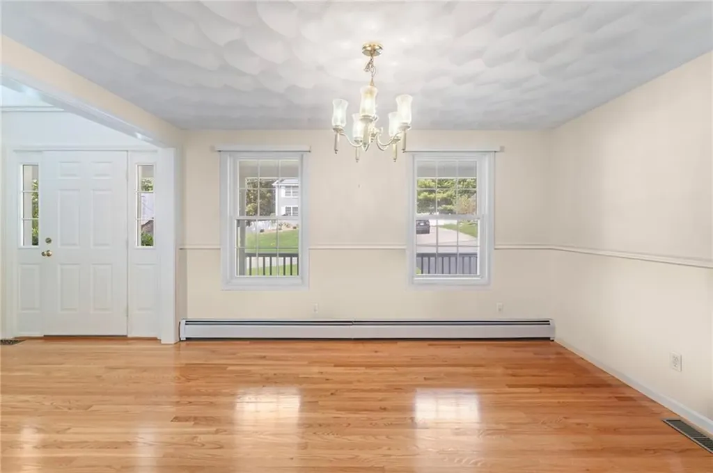 17 Doire Road Cumberland RI 02864