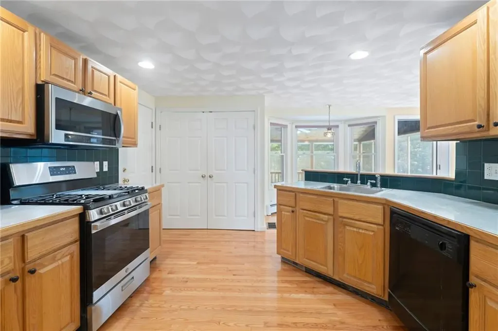 17 Doire Road Cumberland RI 02864