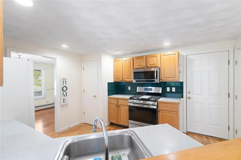 17 Doire Road Cumberland RI 02864