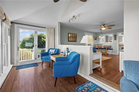 134 Greenfield Avenue Portsmouth RI 02871