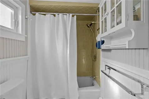 134 Greenfield Avenue Portsmouth RI 02871