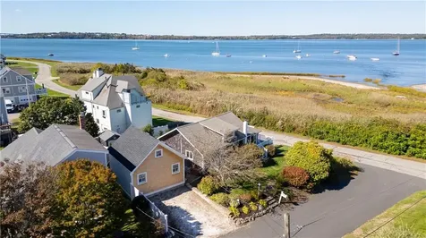 134 Greenfield Avenue Portsmouth RI 02871