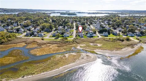 134 Greenfield Avenue Portsmouth RI 02871