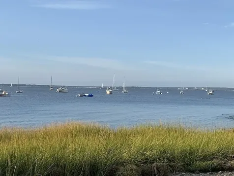 134 Greenfield Avenue Portsmouth RI 02871