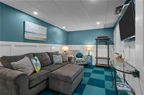 134 Greenfield Avenue Portsmouth RI 02871