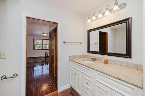 447 SE Stafford Road Tiverton RI 02878