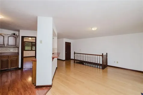 447 SE Stafford Road Tiverton RI 02878