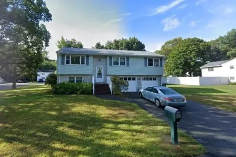 12 Whittier Drive Coventry RI 02816