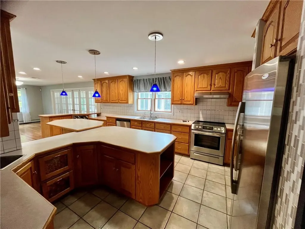 417 Victory Highway West Greenwich RI 02817