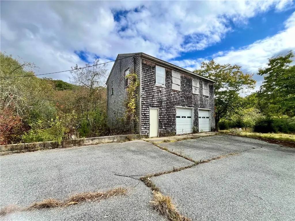 417 Victory Highway West Greenwich RI 02817