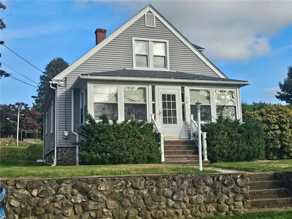 26 Westminster Street Westerly RI 02891