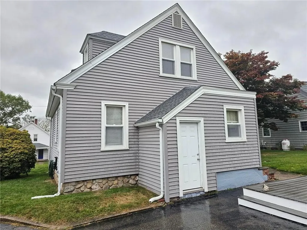 26 Westminster Street Westerly RI 02891