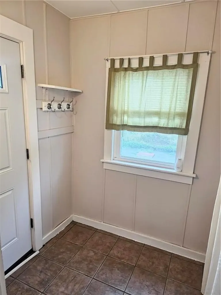26 Westminster Street Westerly RI 02891